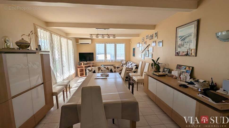 Maison à NISSAN-LEZ-ENSERUNE