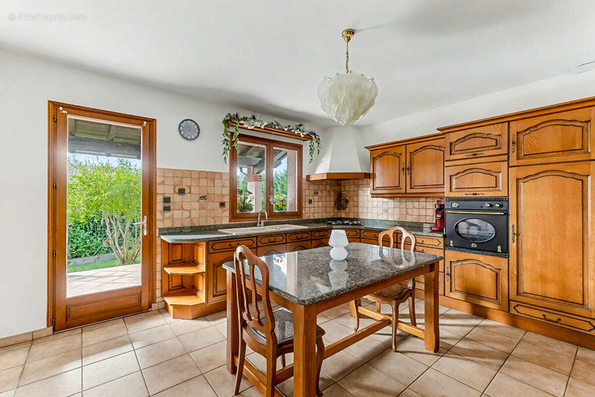 Maison à VILLENEUVE-TOLOSANE