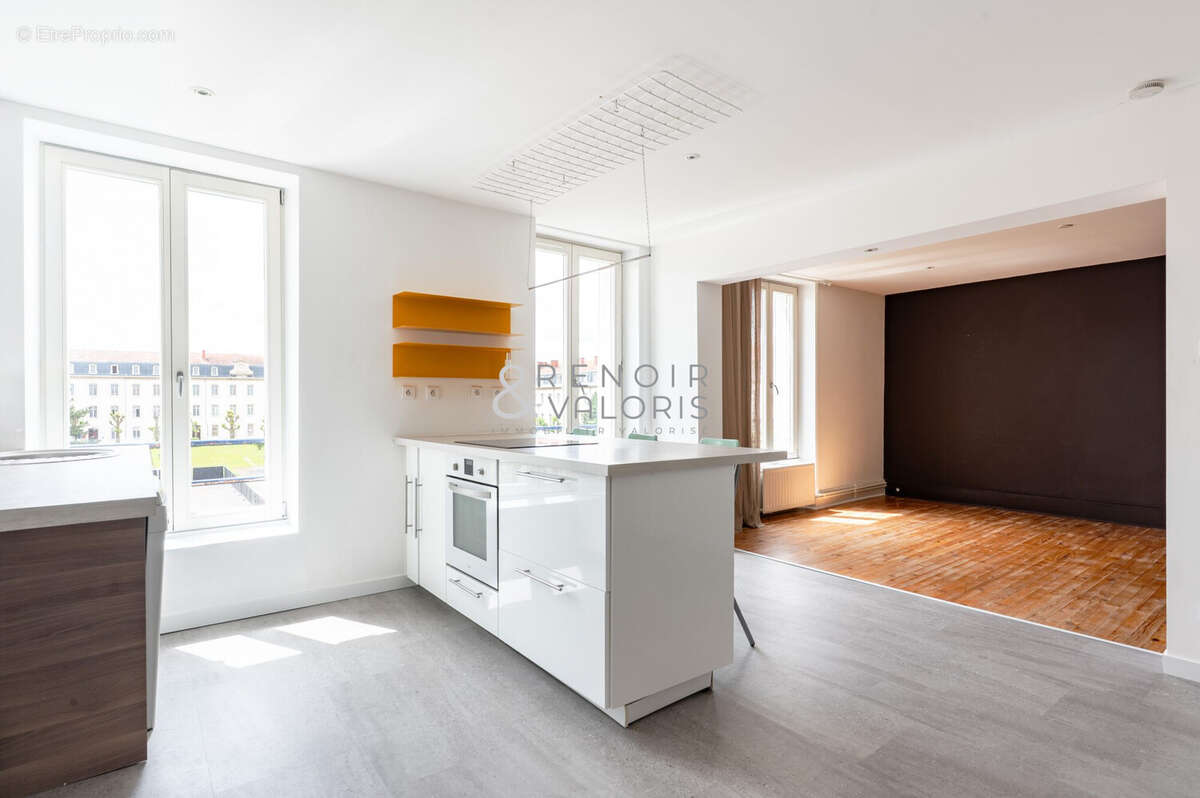 Appartement 92 m² à Nancy  - photo 3