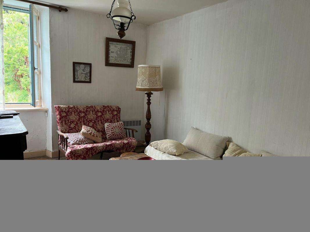 Maison 84 m² à Verreries-De-Moussans  - photo 4