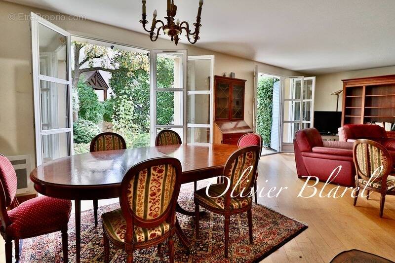 Maison à RUEIL-MALMAISON