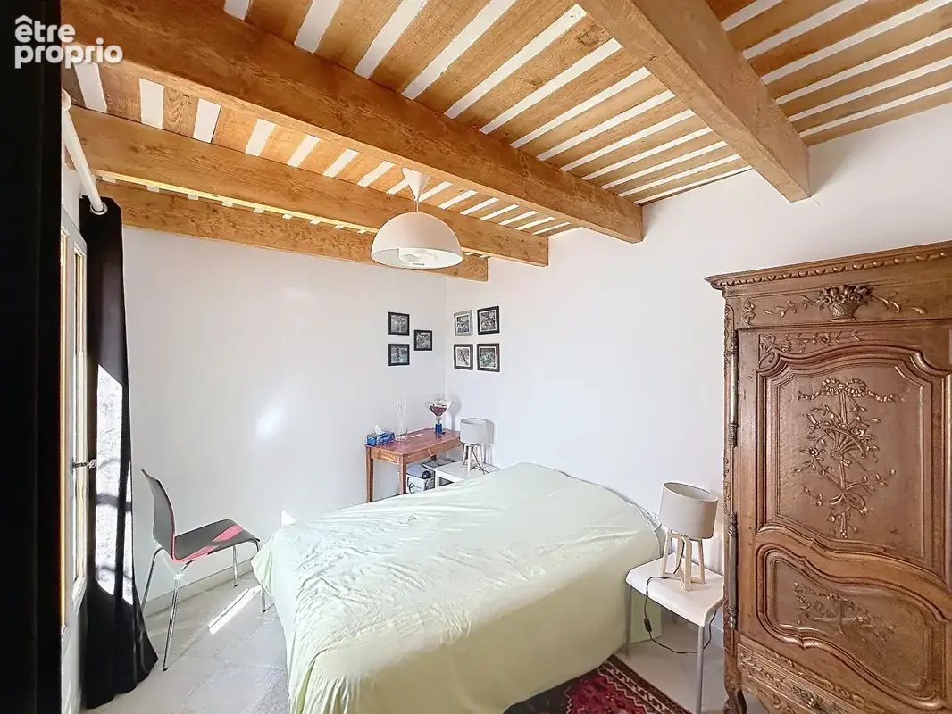 UCHAUX - Maison de charme, 5 chambres, jardin 1000m² avec piscine - photo 7