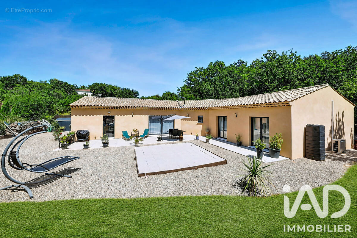 Photo 1 - Maison à CHATEAUDOUBLE