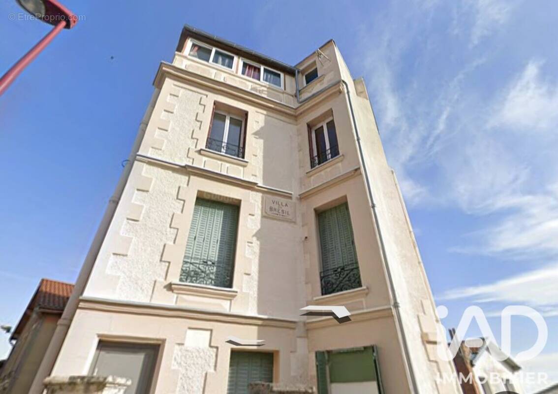 Photo 1 - Appartement à CHATELGUYON