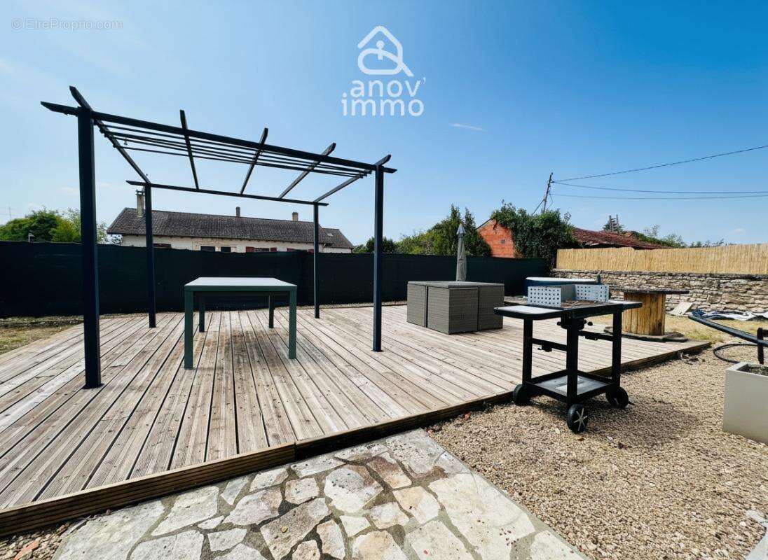 Maison rénovée   Sous-sol complet   Terrasse 40 m2   Jardin - photo 14