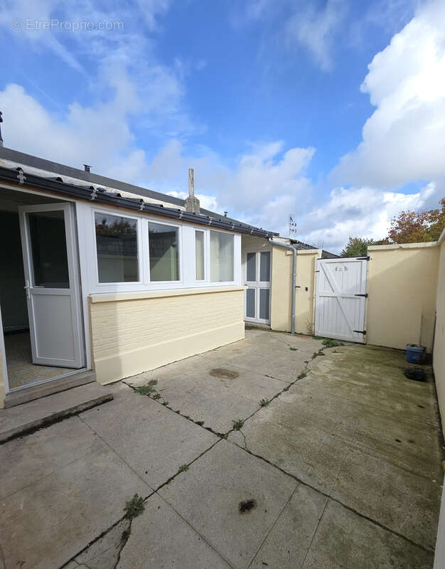 Maison à AULNOYE-AYMERIES