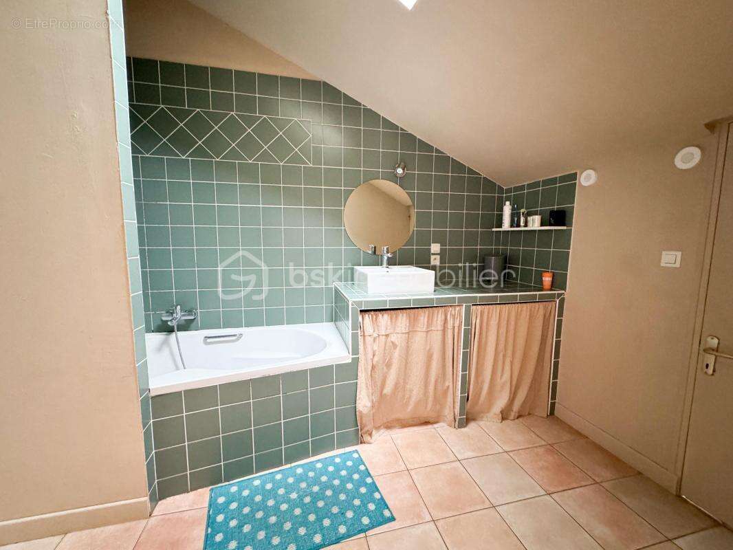 Maison à PORT-BRILLET