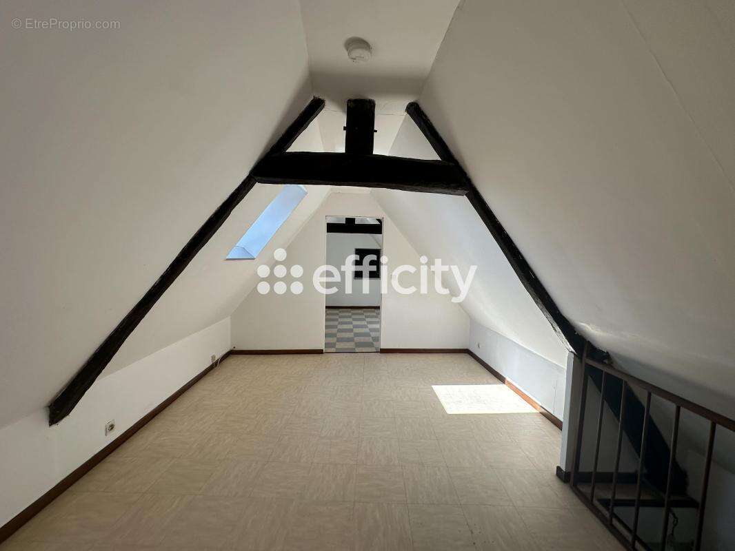 Maison à VILLERS-COTTERETS