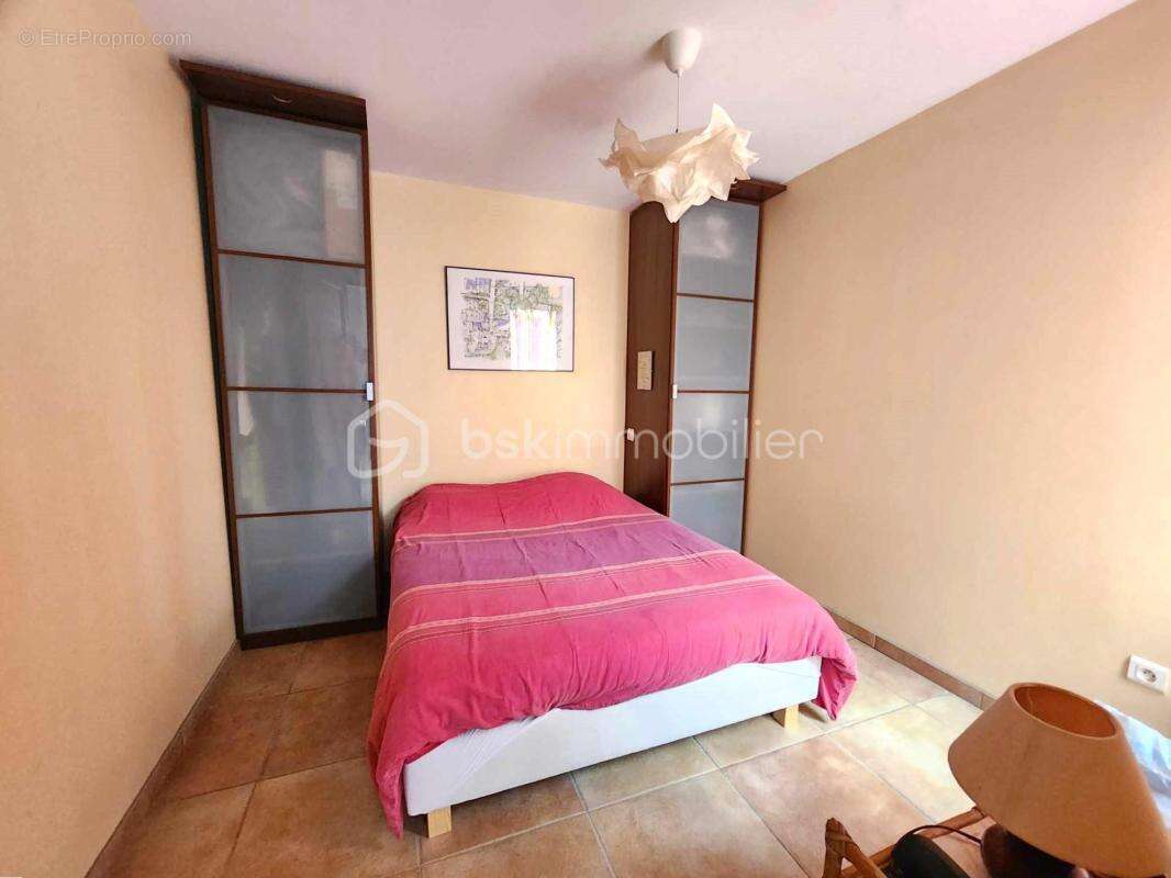 Appartement de 33 m2 avec piscine, place de parking et cave - photo 9