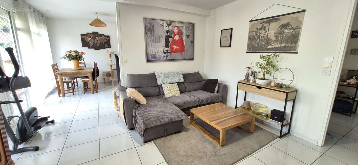 Appartement à HEROUVILLE-SAINT-CLAIR