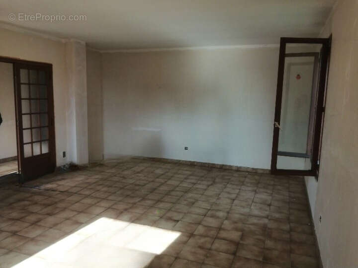 Maison à MAGNAC-LAVAL