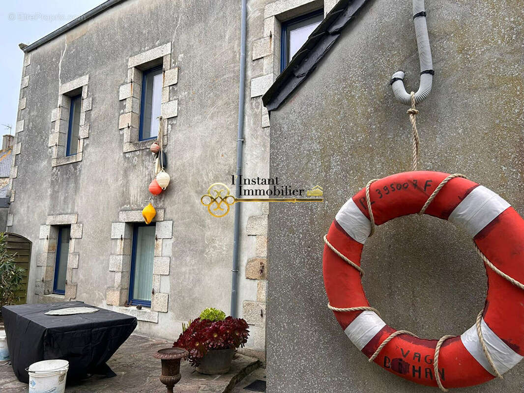 Maison à SANTEC
