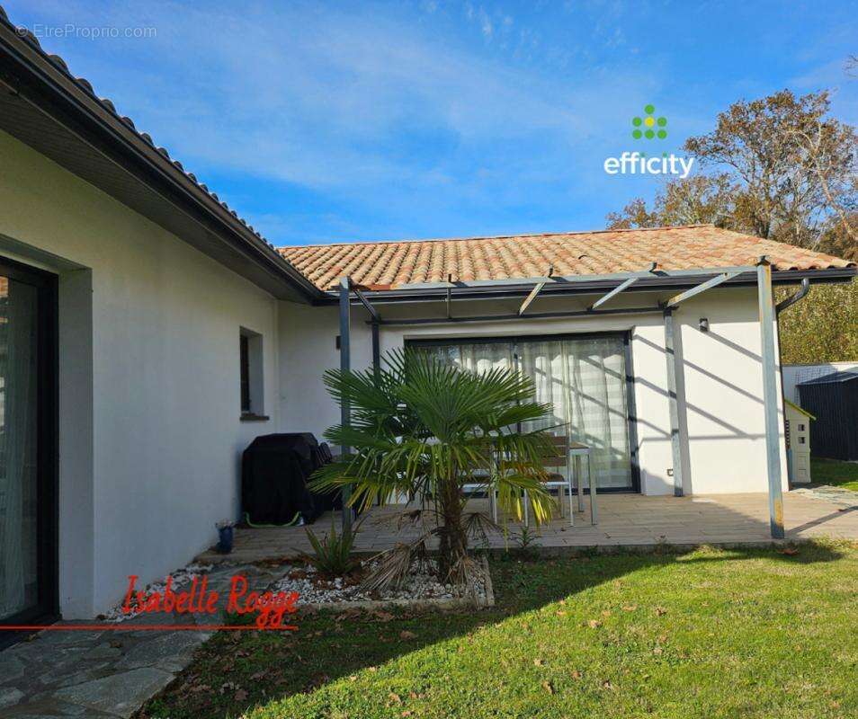 Maison à SAINT-MARTIN-DE-SEIGNANX