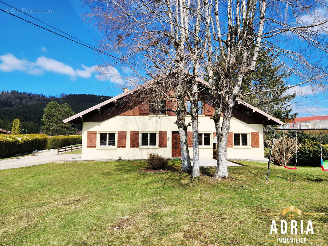 Maison à ORCHAMPS-VENNES