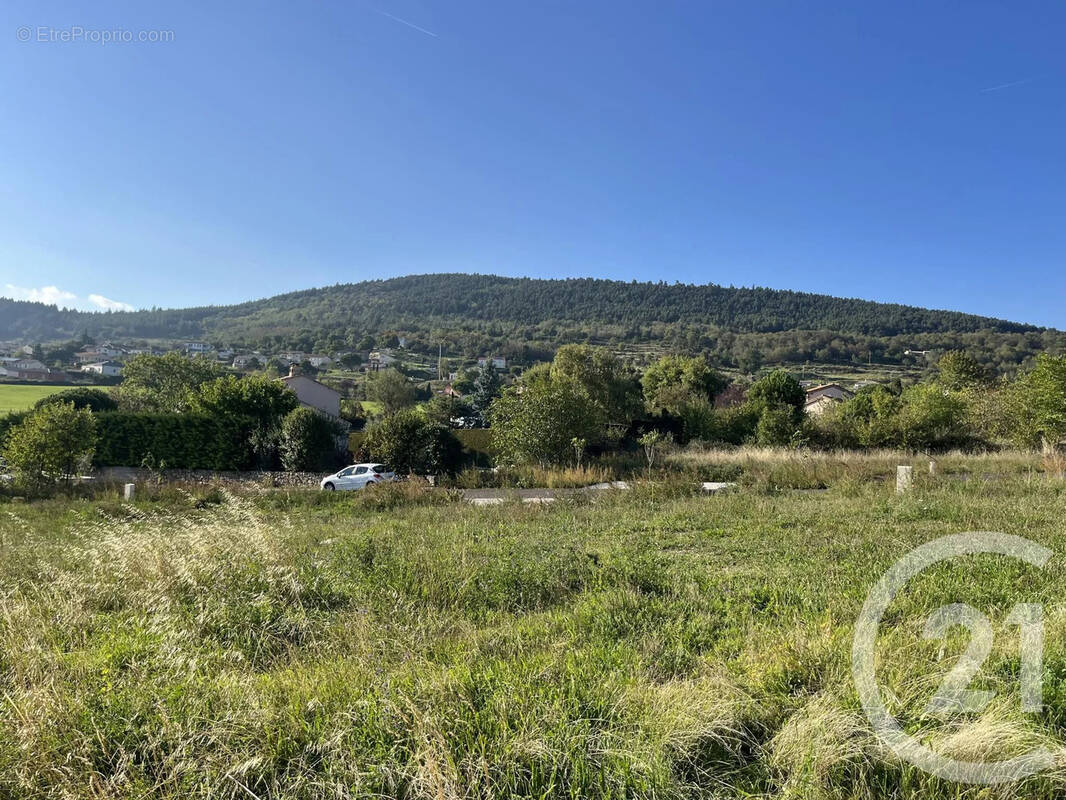 Terrain à SAINT-CLAIR