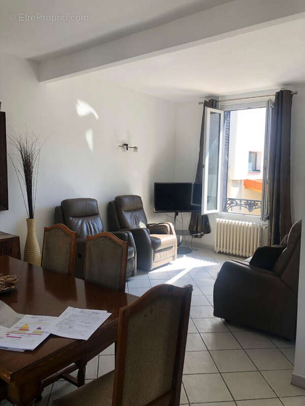Maison à LES LILAS