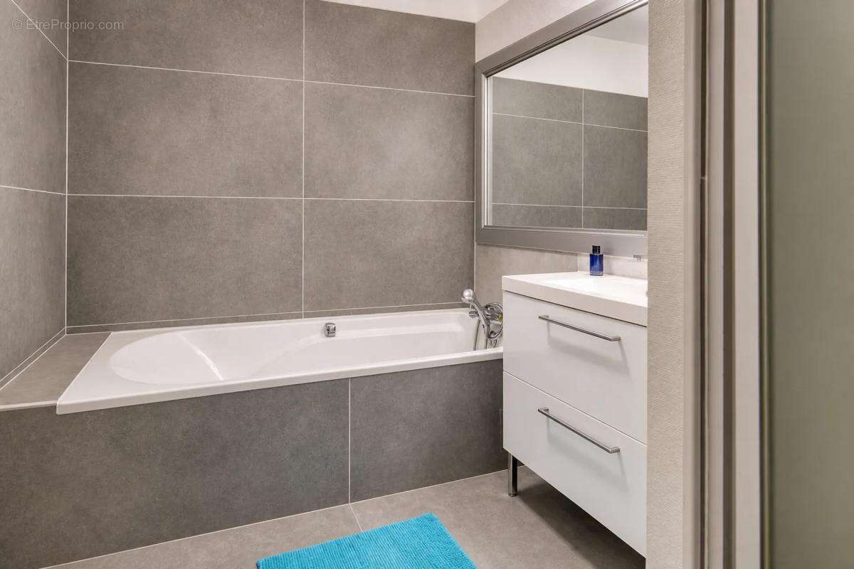 Impasse du Montcalm Appartement de 5 pièces de 150 m² - photo 12