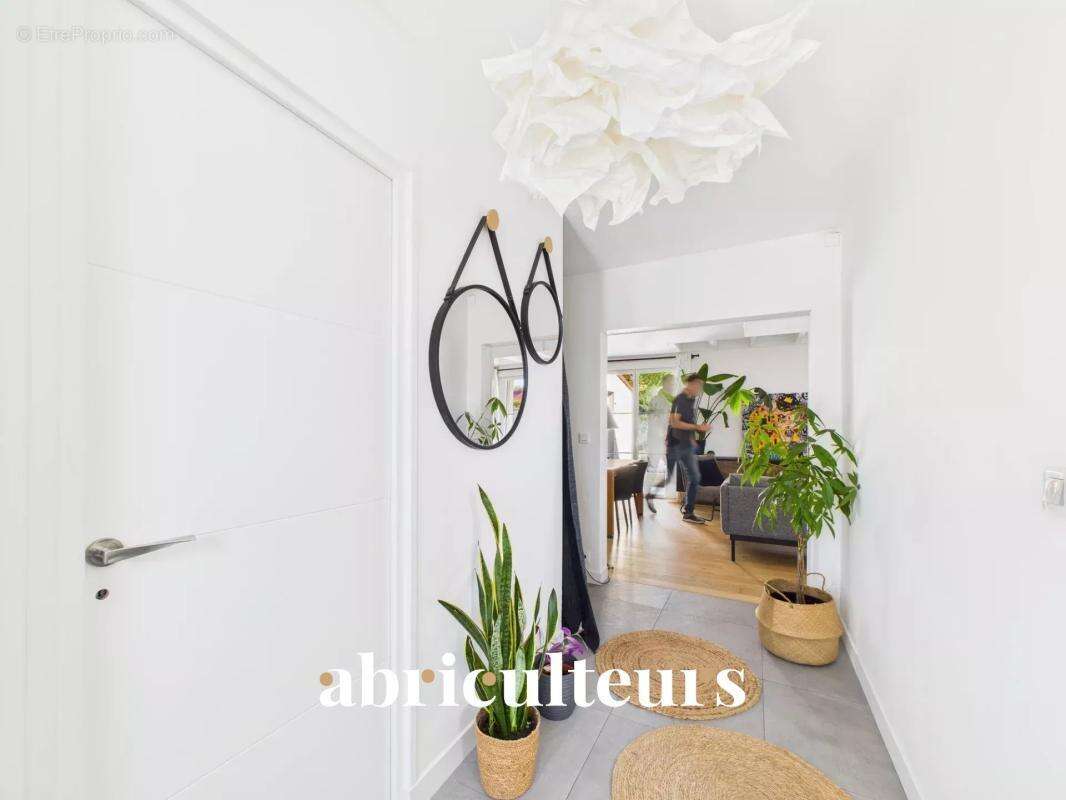 Maison à LES SORINIERES