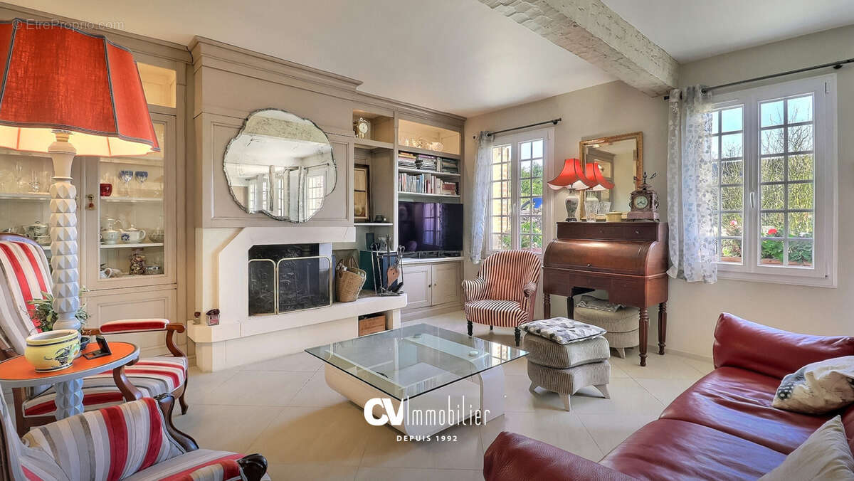 Maison à LA HAYE-MALHERBE