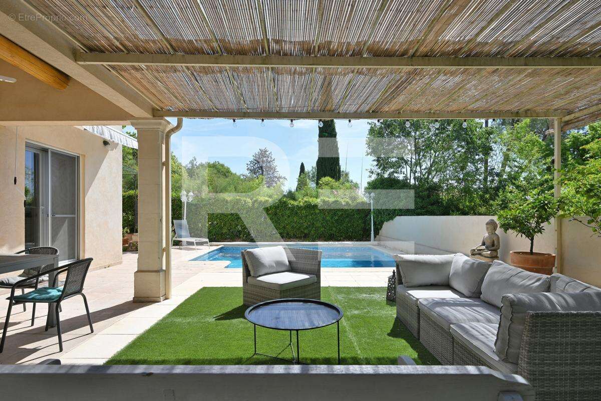Maison à NIMES