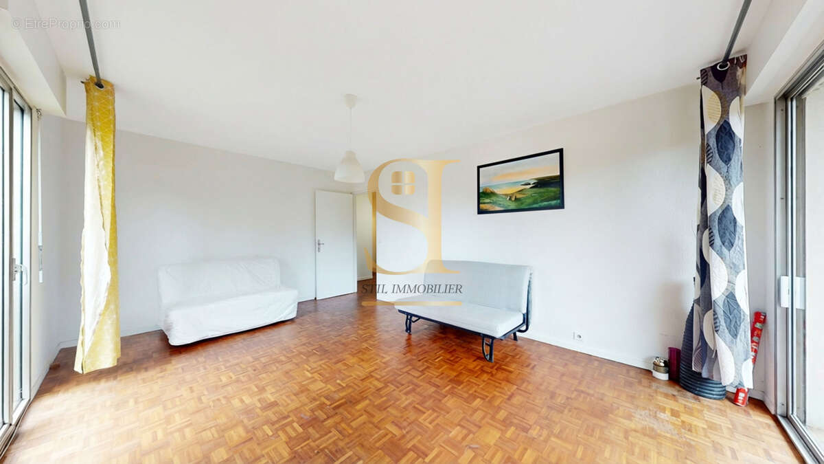 Appartement à RIS-ORANGIS