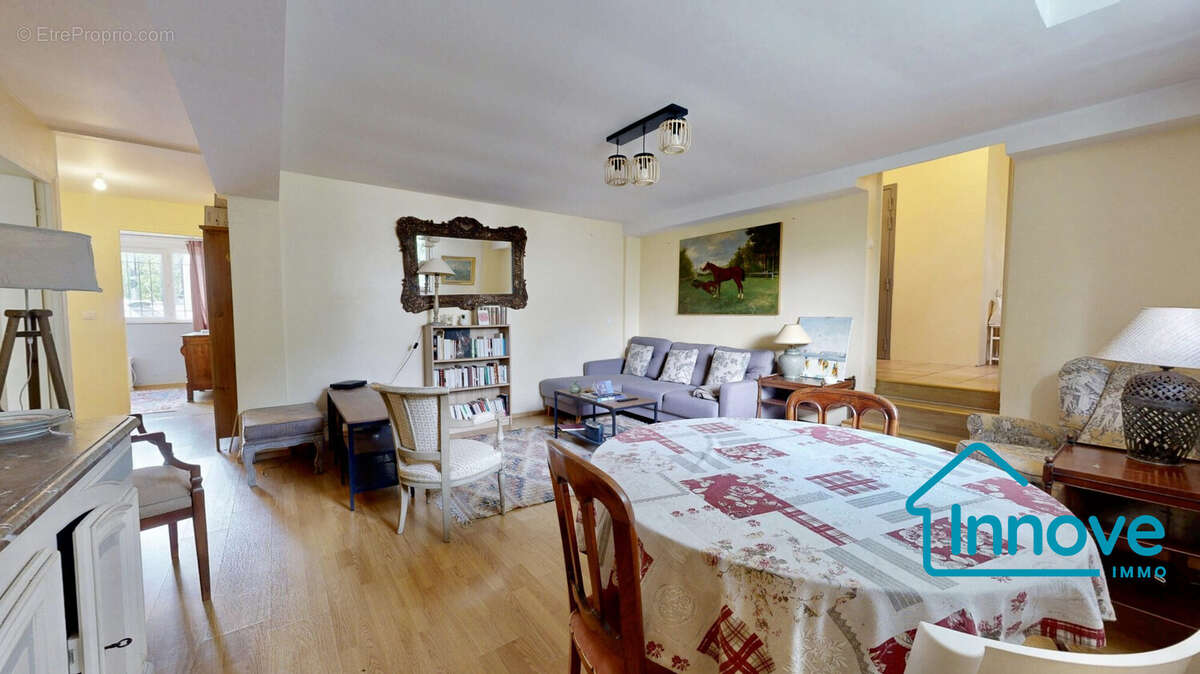 Appartement à JOUY-EN-JOSAS