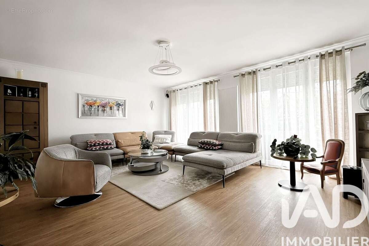 Photo 5 - Maison à CHAMPS-SUR-MARNE