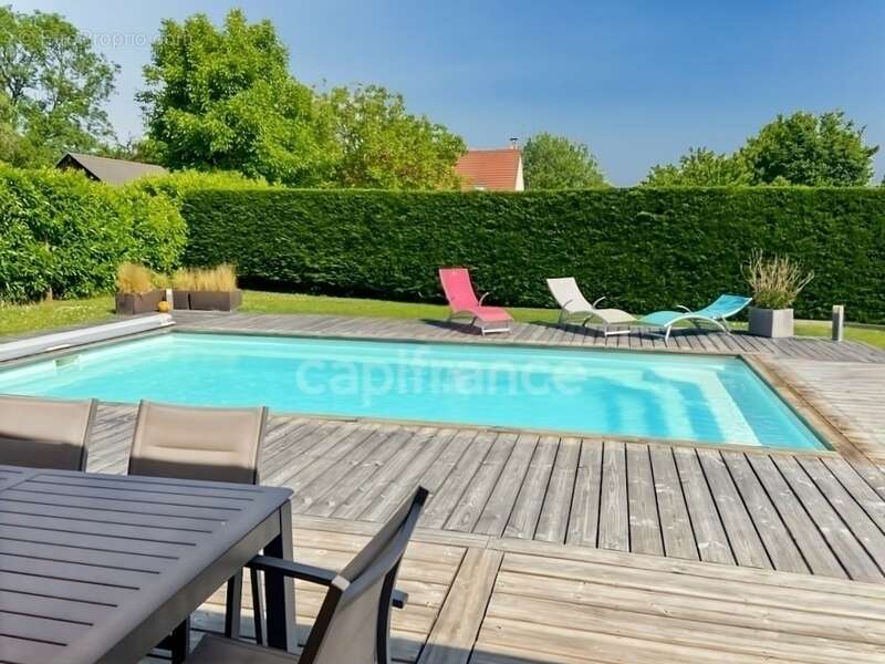 Maison à VERNOU-LA-CELLE-SUR-SEINE