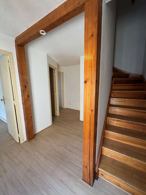 Maison à AMBIERLE