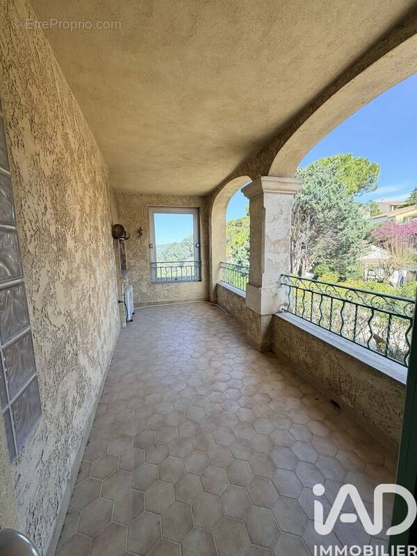 Photo 1 - Maison à VELAUX