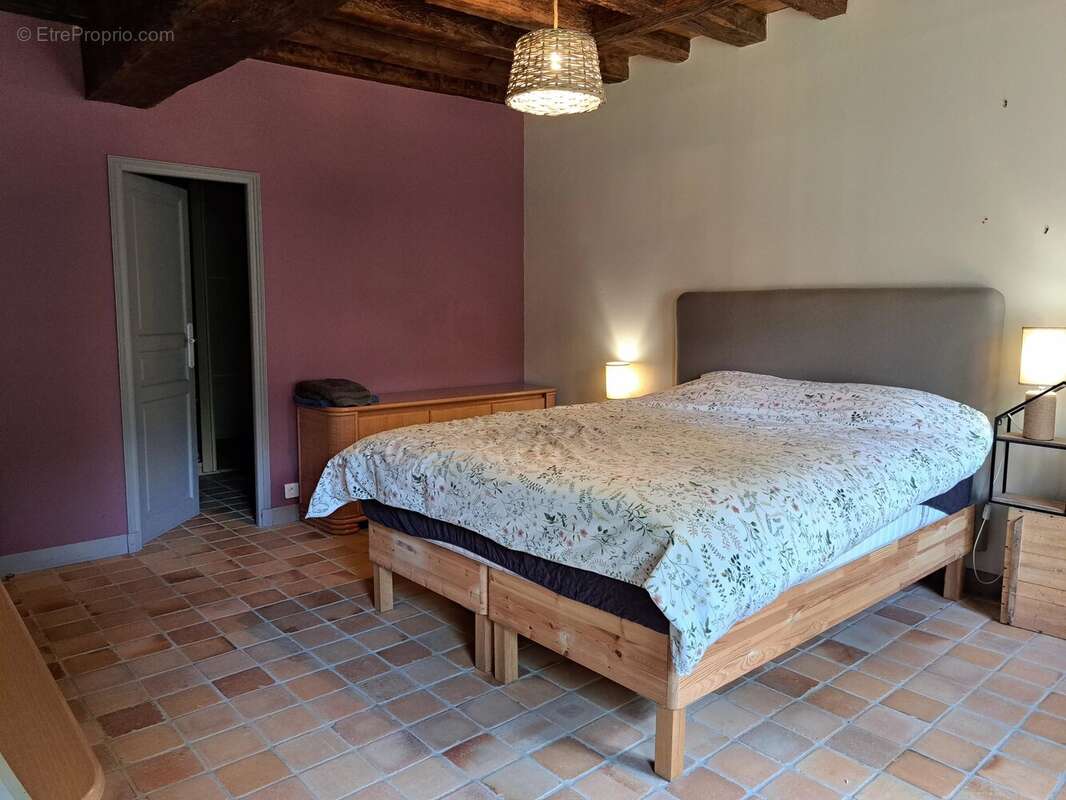 Maison à CHAILLAC