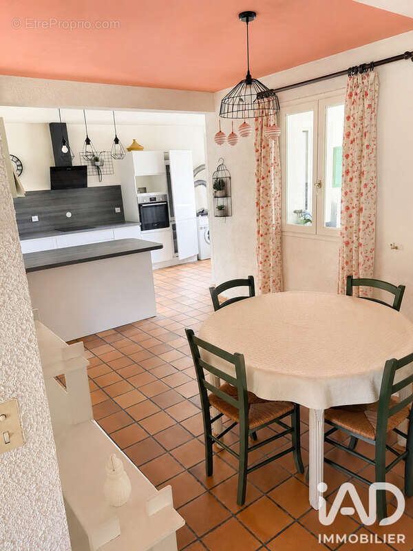 Maison 145 m² à Luce  - photo 4