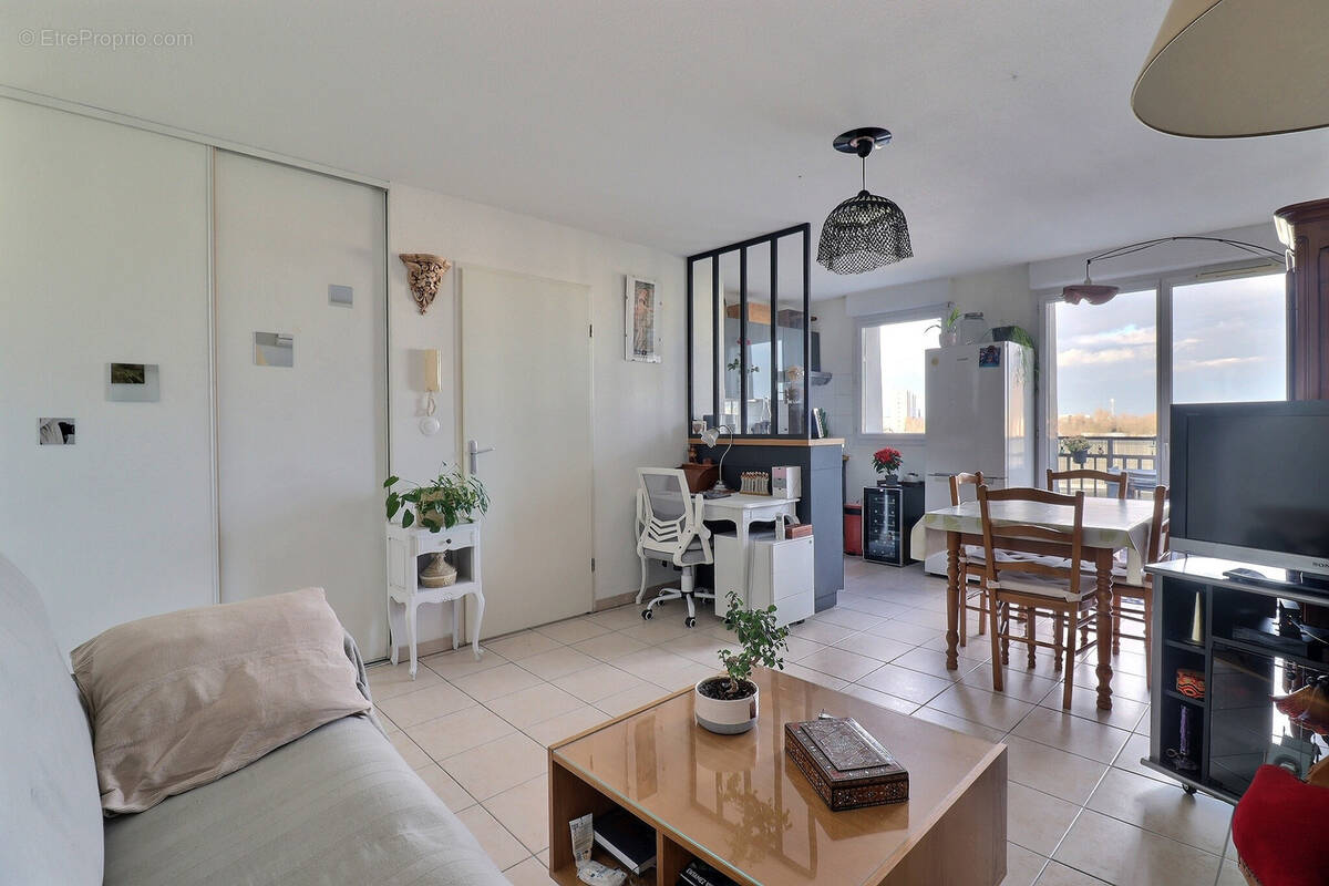 Appartement à BORDEAUX