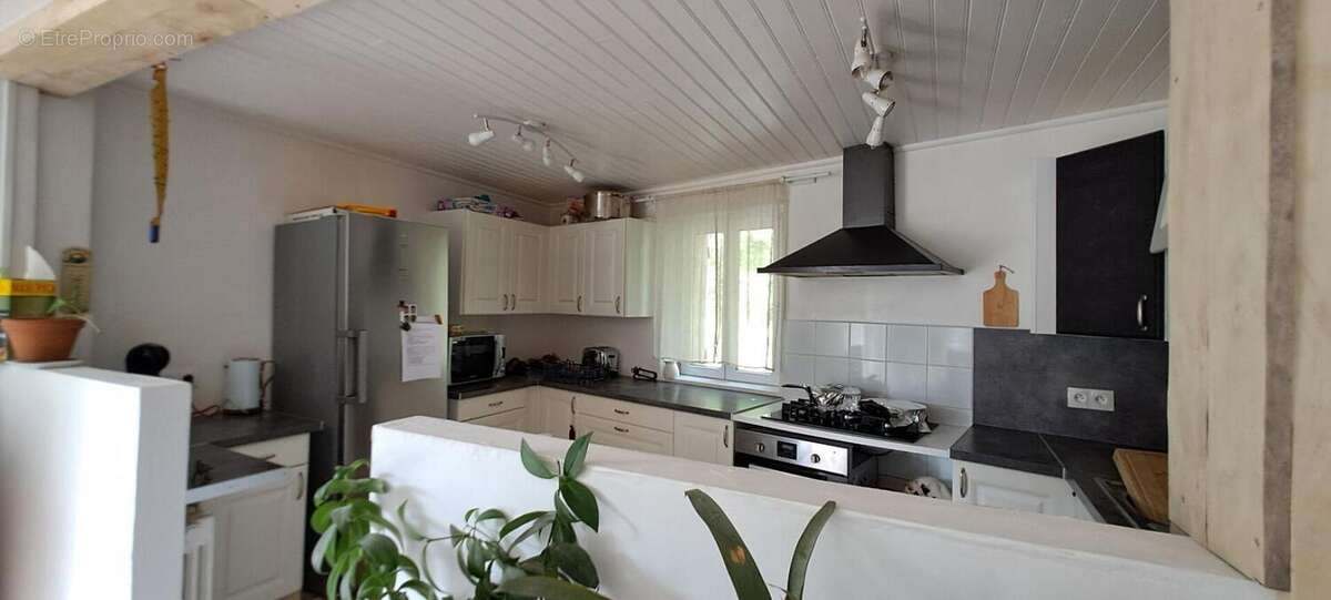 Maison à SAINT-PAUL-LA-ROCHE