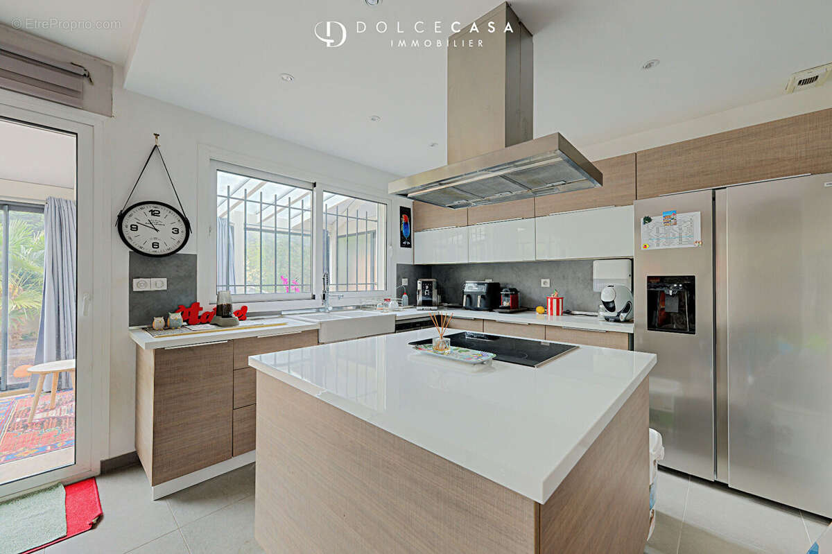 Maison à LE PERREUX-SUR-MARNE