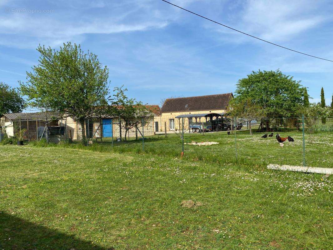 Maison à SAINTE-ALVERE