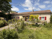 Maison à VERGT-DE-BIRON