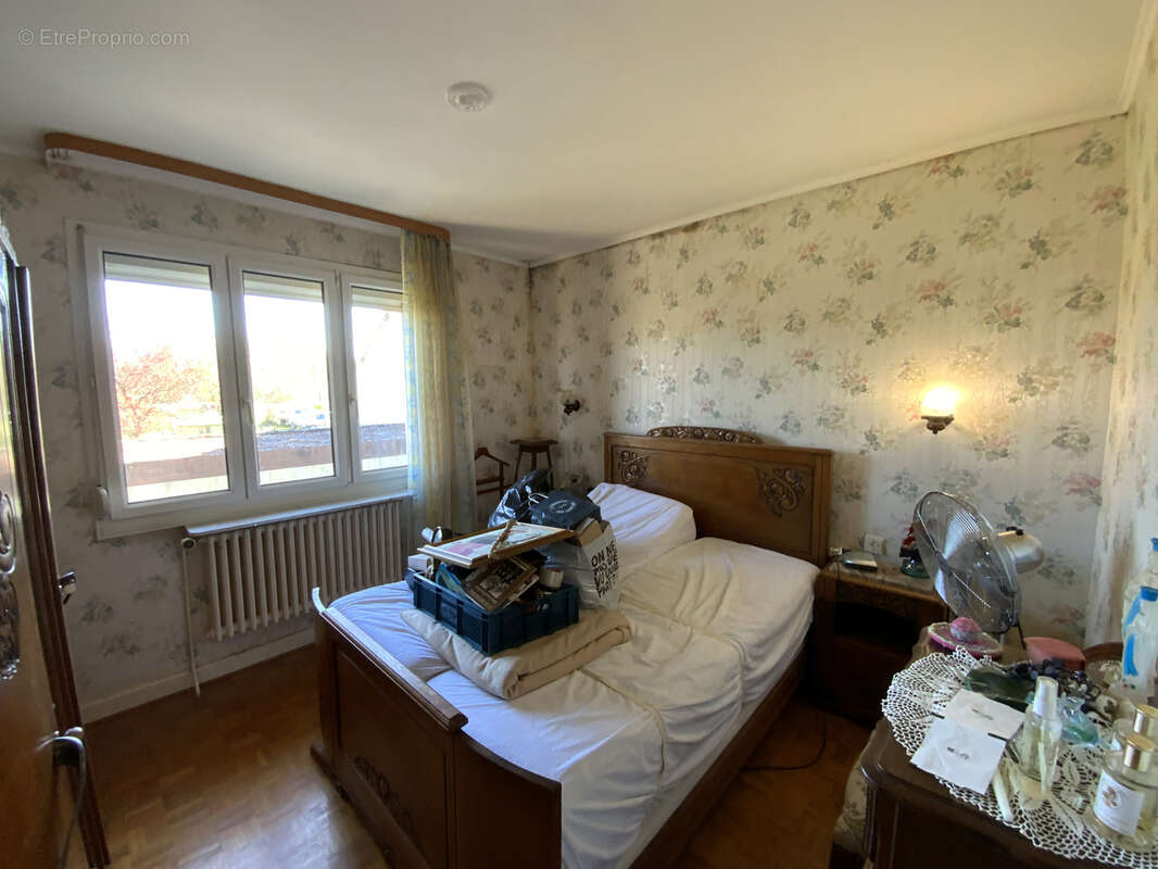 Maison à SAINT-SAUVEUR