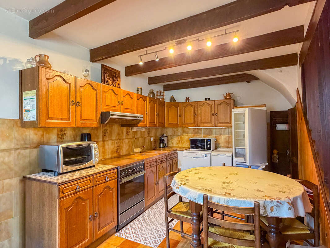 Maison à SAINT-JULIEN-EN-SAINT-ALBAN