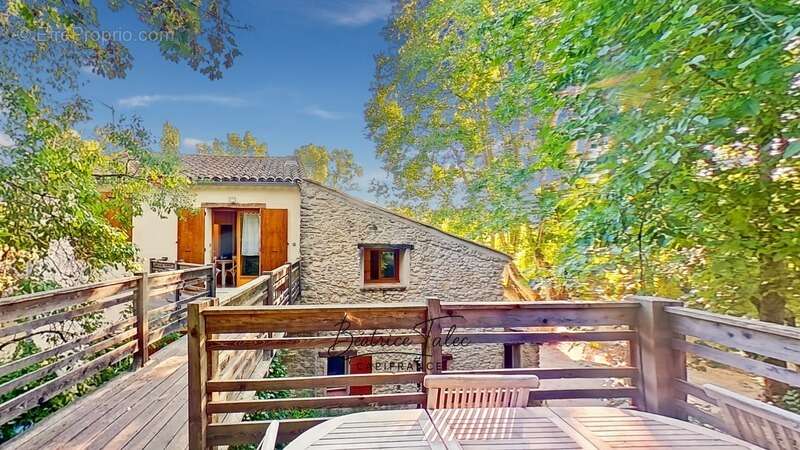 Maison à FORCALQUIER