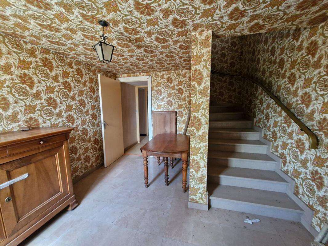 Maison à RIORGES