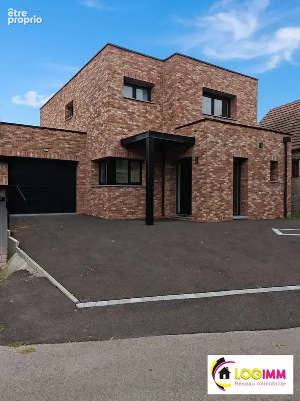 Maison 6 pièces 136 m² à vendre à Sebourg (59990) - photo 2