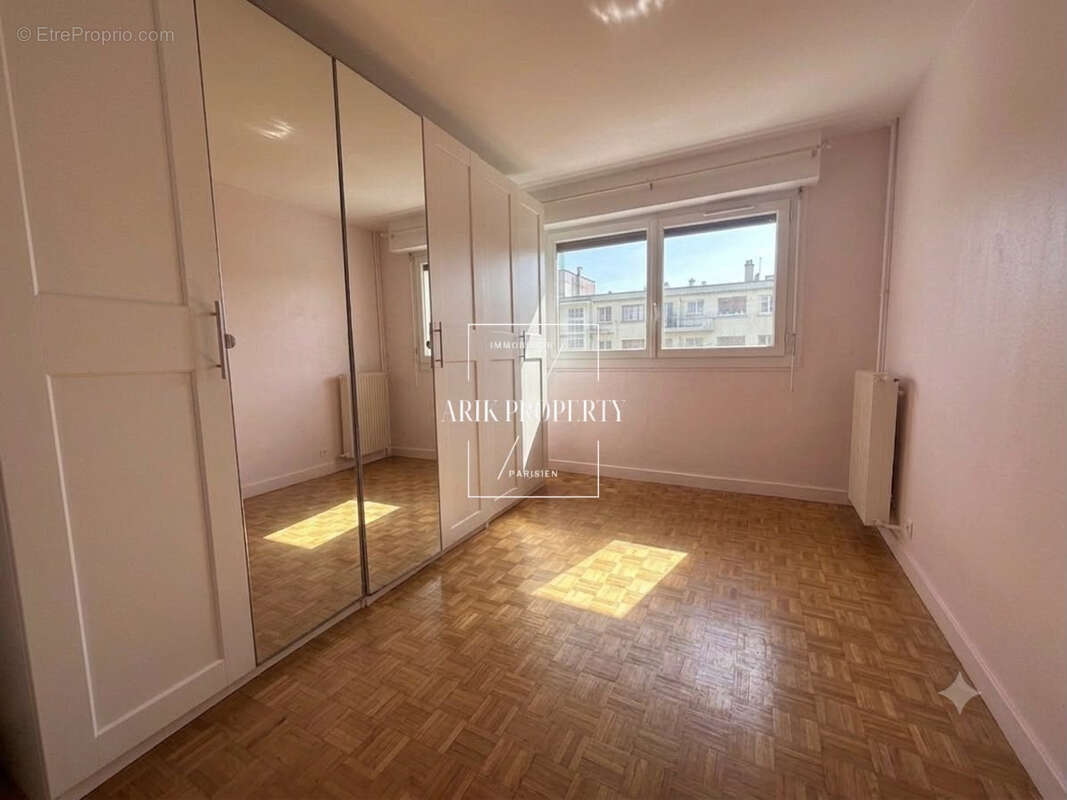À vendre   Bel appartement 3 pièces de 65 m2 avec balcon, cave et parking - photo 4