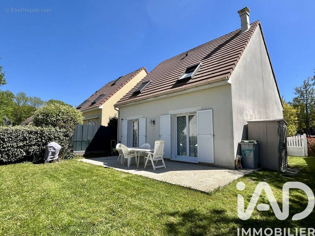 Photo 1 - Maison à MONTEVRAIN