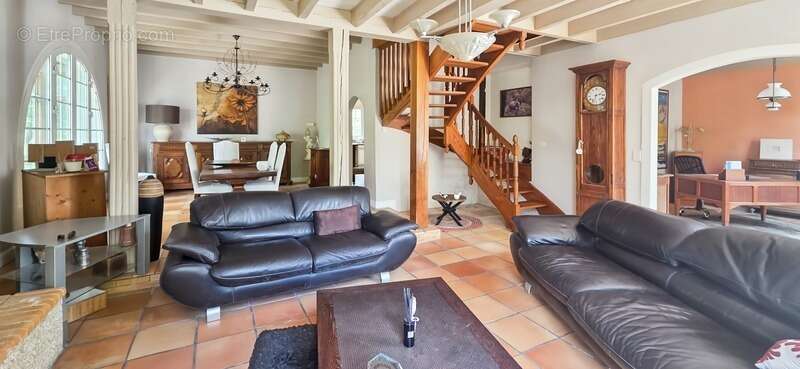 Maison à vendre 7 pièces REANS (32) - photo 2