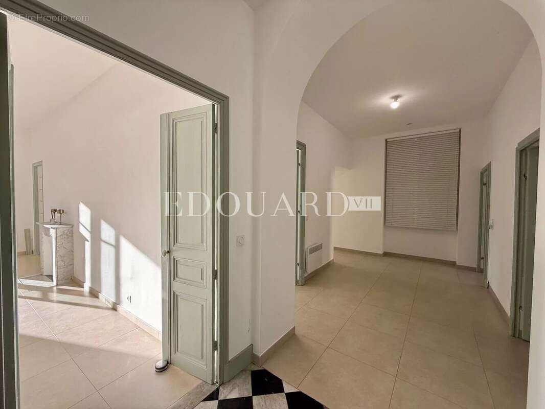 Appartement à MENTON