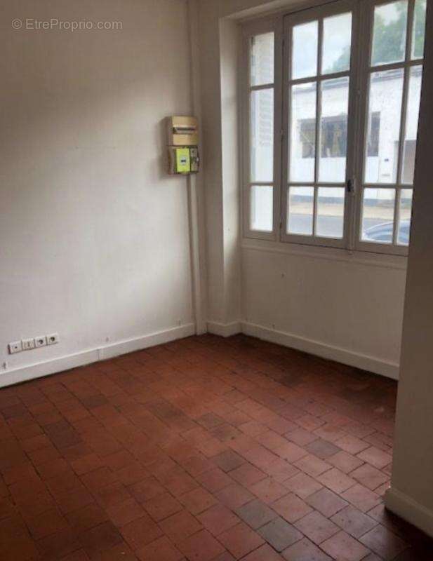 Appartement à MARSEILLE-5E