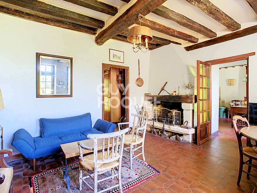 Maison à MORIENVAL