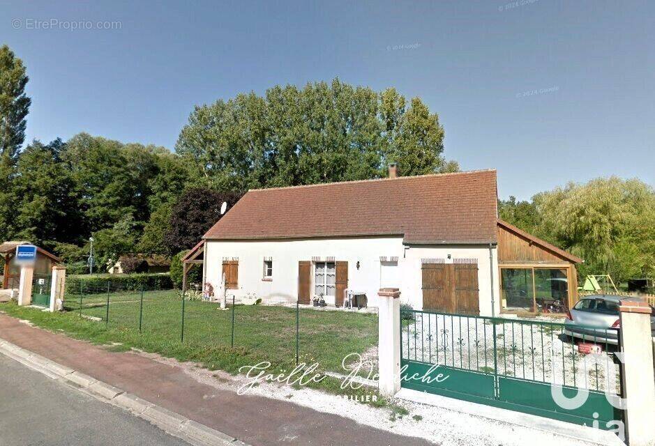 Photo 1 - Maison à CHEVANNES