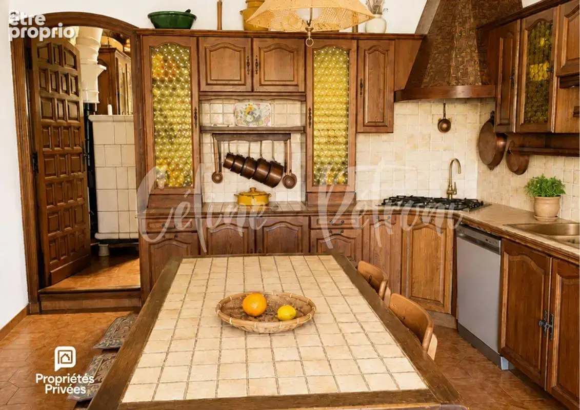 Maison de maître avec tourelle et piscine - 370 m²- Draguignan - photo 3